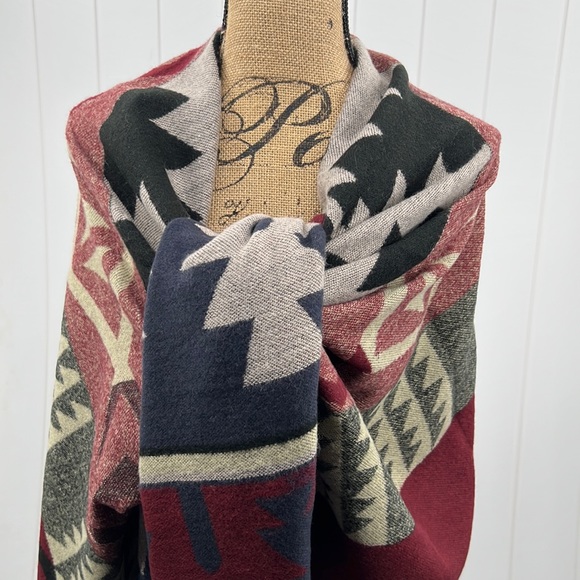 🆕Aztec Shawl Ruana Wrap Multi Color Navy Burgundy Multiple Ways To Wear OS - Picture 7 of 8